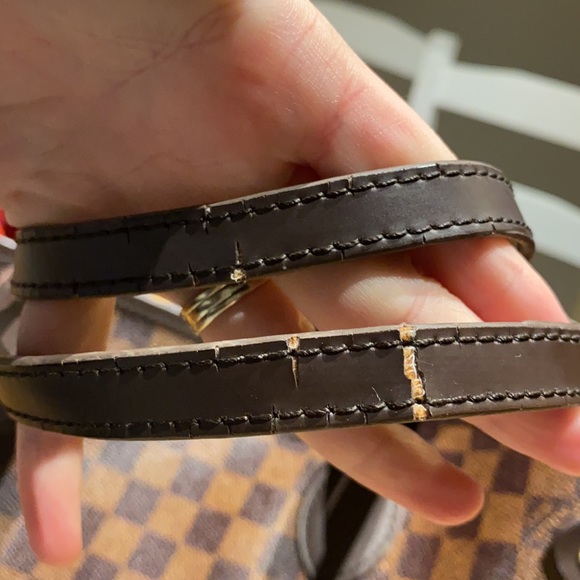 Checkered Tote - Picture 6 of 6